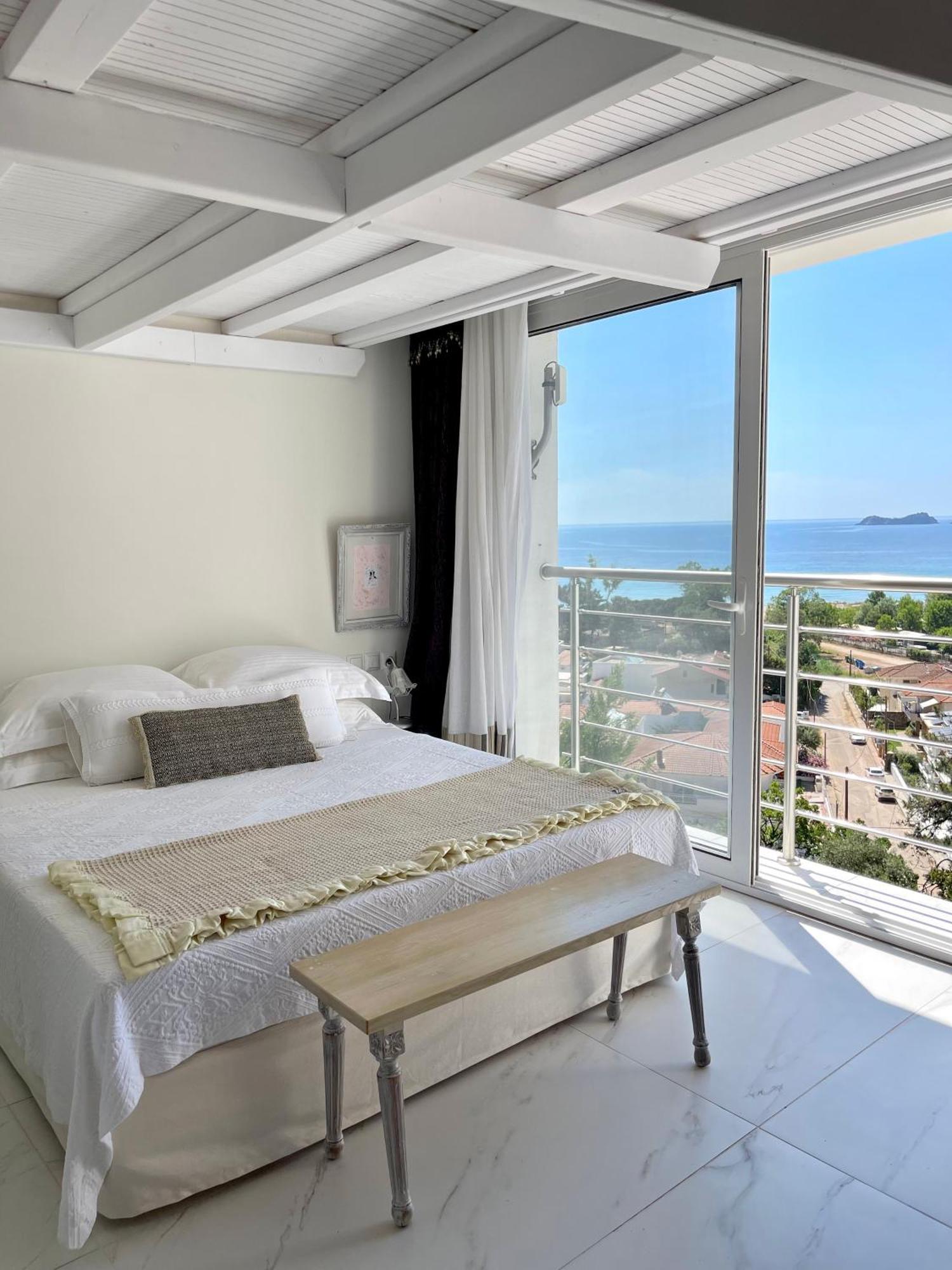 Mare Monte Small Boutique Hotel Hriszí Amudiá Kültér fotó