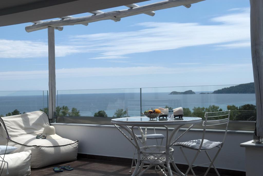 Mare Monte Small Boutique Hotel Hriszí Amudiá Kültér fotó